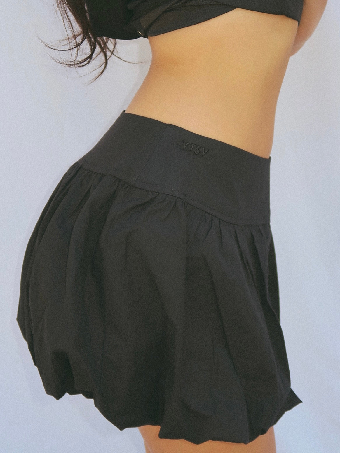 Black Low-Waist Cotton Balloon Hem Mini Skirt